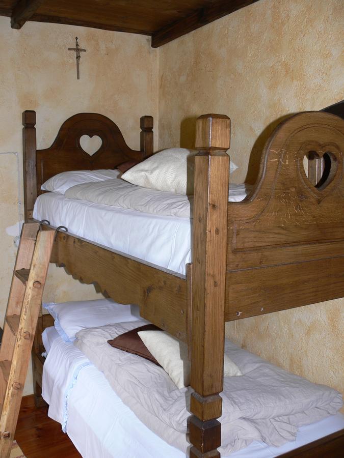 Il Cappellaio Matto Bed & Breakfast Montalto Ligure Bagian luar foto