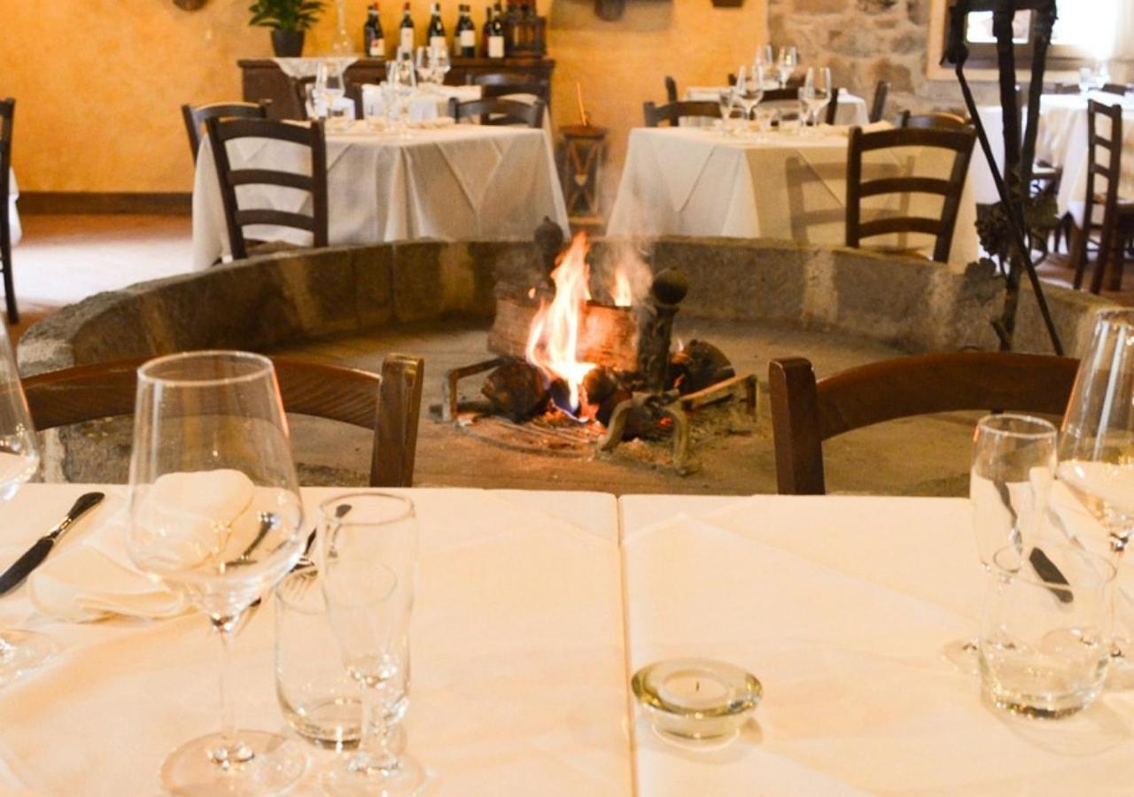 Il Cappellaio Matto Bed & Breakfast Montalto Ligure Bagian luar foto